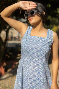 Eco-friendly blue sleeveless midi dress – Avni hand block printed in soft organic cotton