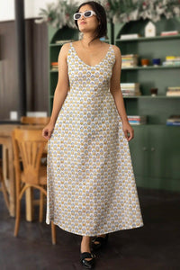 Comfortable and stylish organic cotton sleeveless dress