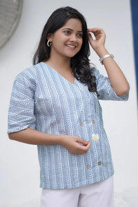 Lightweight blue geometric button top for women