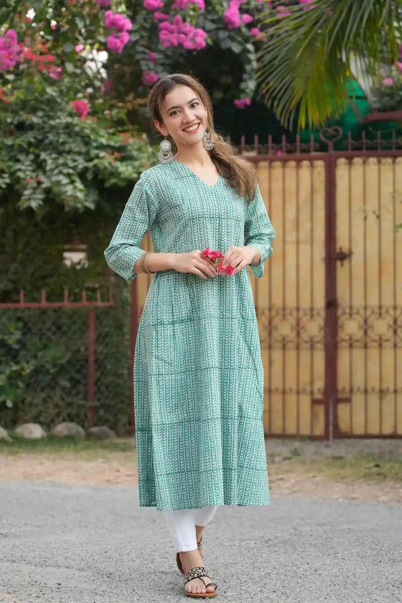 Handmade Diya kali kurta with green leaf print design