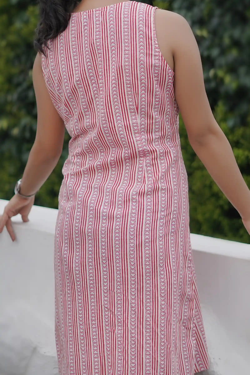 backOrganic cotton pink sheath dress – Myra artisan-made collectionmidcloseup